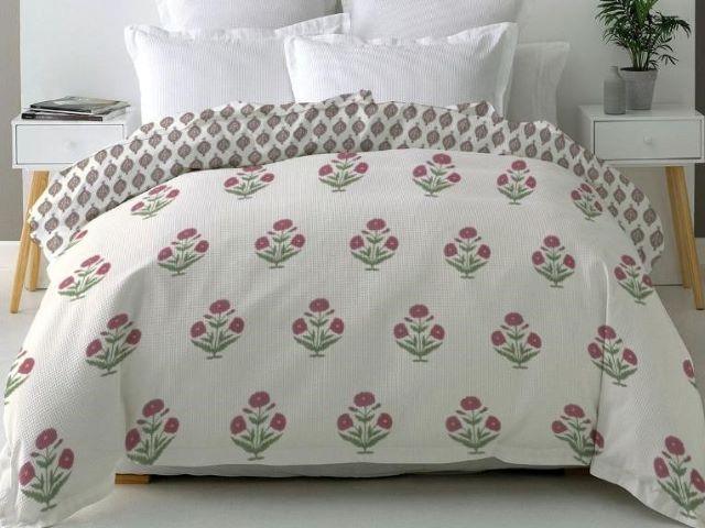 Amouve Bedding