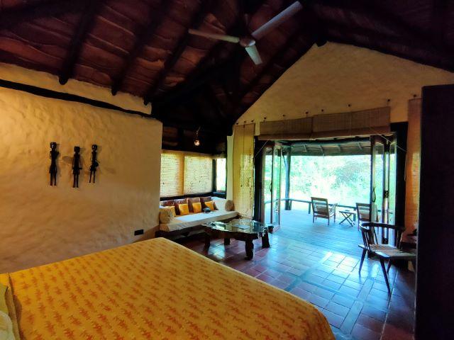 Kanha Earth Lodge