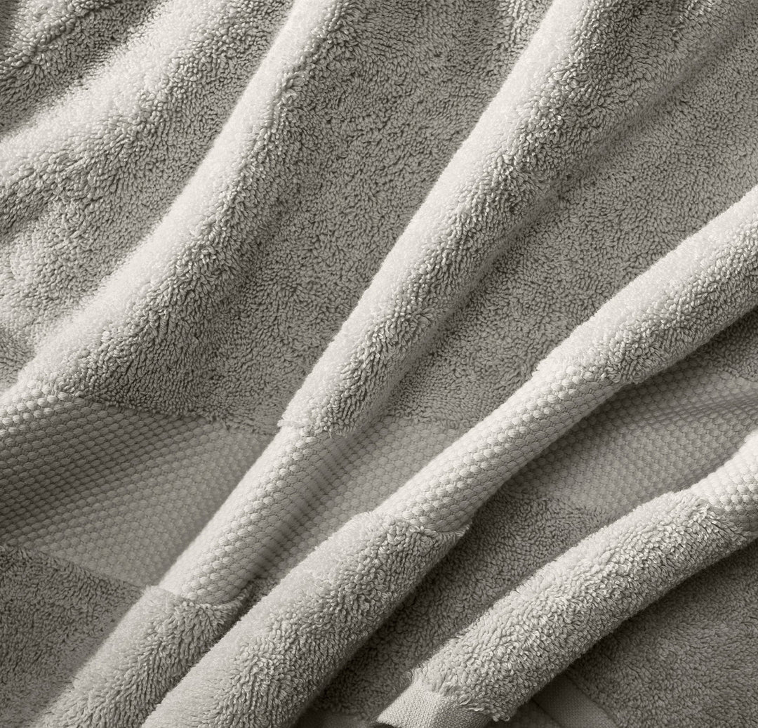 Terry Face Towel in Organic Cotton in Light Grey