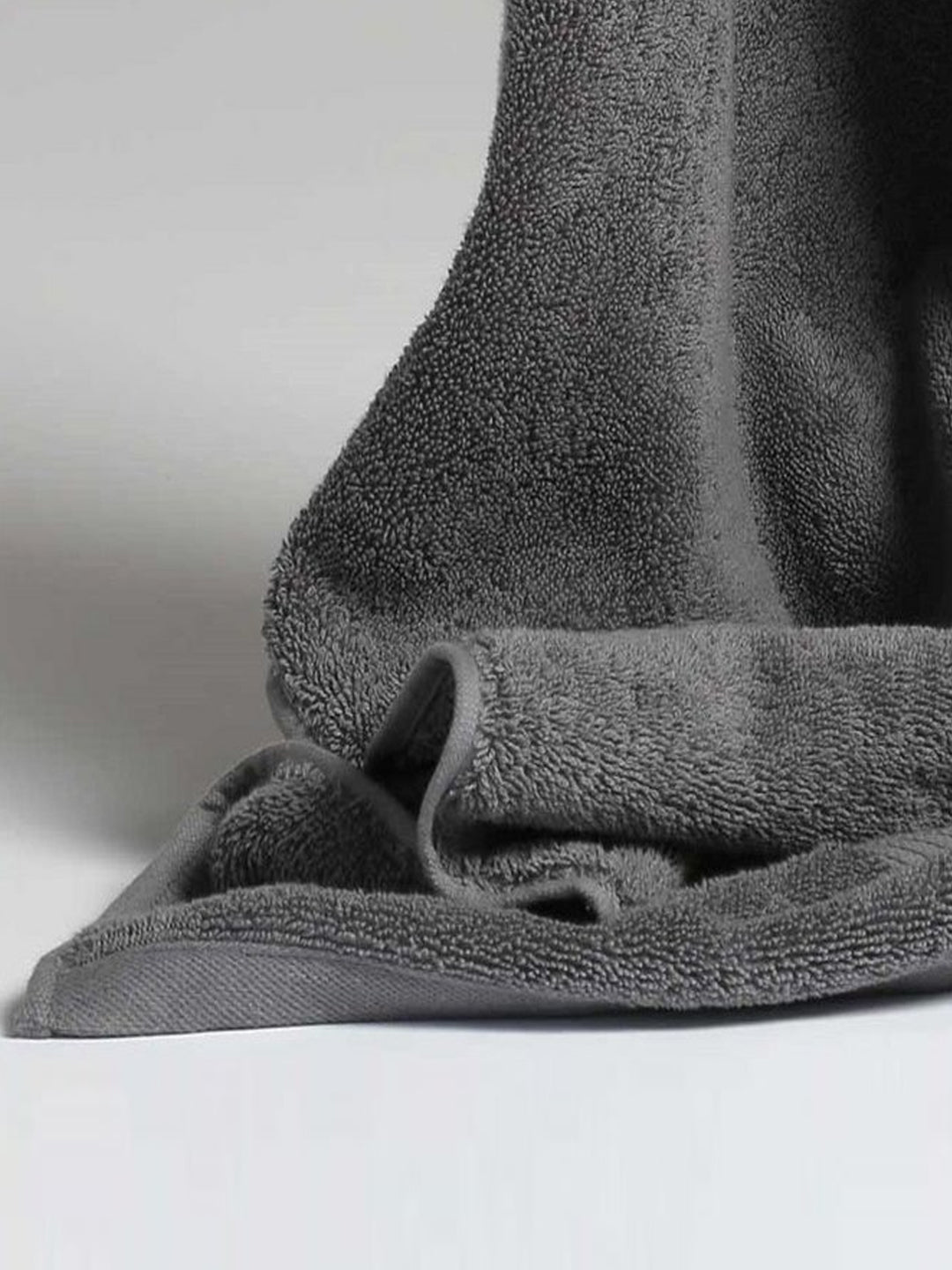 Bath Towel 600 GSM - Dark Grey